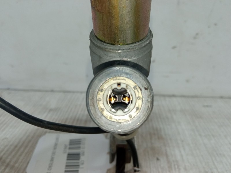 Recambio de anclaje cinturon delantero izquierdo para renault clio ii (bb_, cb_) 1.4 16v (b/cb0p, bb13) referencia OEM IAM 55064 Recambio de anclaje cinturon delantero izquierdo para renault clio ii (bb_, cb_) 1.4 16v (b/cb0p, bb13) referencia OEM IAM 55064