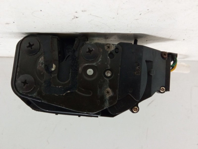 Recambio de cerradura puerta trasera izquierda para kia cerato i hatchback (ld) 1.6 referencia OEM IAM   