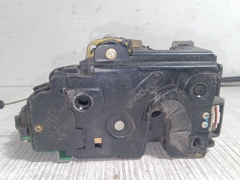 Recambio de cerradura puerta delantera derecha para volkswagen polo (9n_, 9a_) 1.4 tdi referencia OEM IAM   