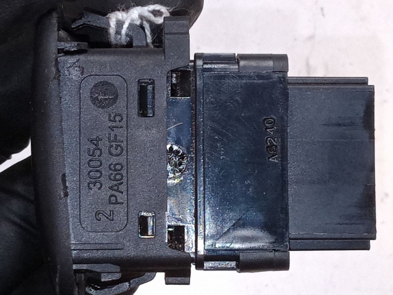 Recambio de mando elevalunas delantero derecho para citroën c3 i (fc_, fn_) 1.1 i referencia OEM IAM   