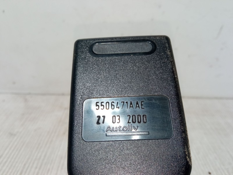 Recambio de anclaje cinturon delantero izquierdo para renault clio ii (bb_, cb_) 1.4 16v (b/cb0p, bb13) referencia OEM IAM 55064 Recambio de anclaje cinturon delantero izquierdo para renault clio ii (bb_, cb_) 1.4 16v (b/cb0p, bb13) referencia OEM IAM 55064