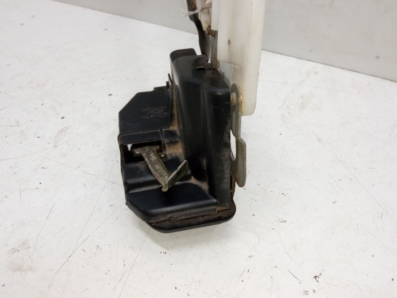 Recambio de cerradura puerta trasera izquierda para kia cerato i hatchback (ld) 1.6 referencia OEM IAM   