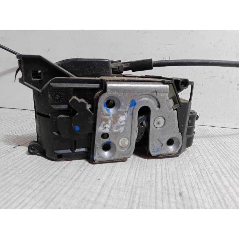Recambio de cerradura puerta trasera izquierda para renault scénic iii (jz0/1_) 1.6 dci (jz00, jz12) referencia OEM IAM    Recambio de cerradura puerta trasera izquierda para renault scénic iii (jz0/1_) 1.6 dci (jz00, jz12) referencia OEM IAM