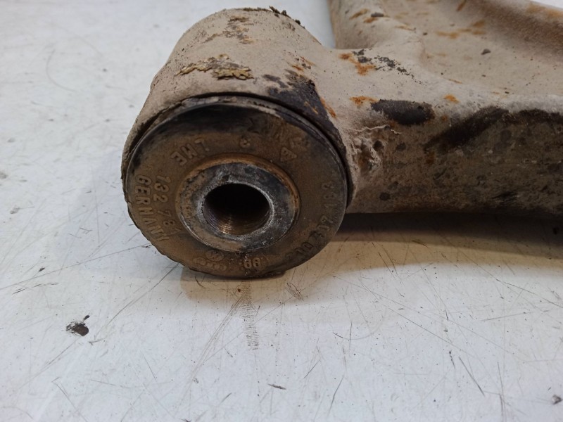 Recambio de brazo suspension inferior delantero izquierdo para volkswagen transporter t4 furgoneta (70a, 70h, 7da, 7dh) 1.9 td r Recambio de brazo suspension inferior delantero izquierdo para volkswagen transporter t4 furgoneta (70a, 70h, 7da, 7dh) 1.9 td r