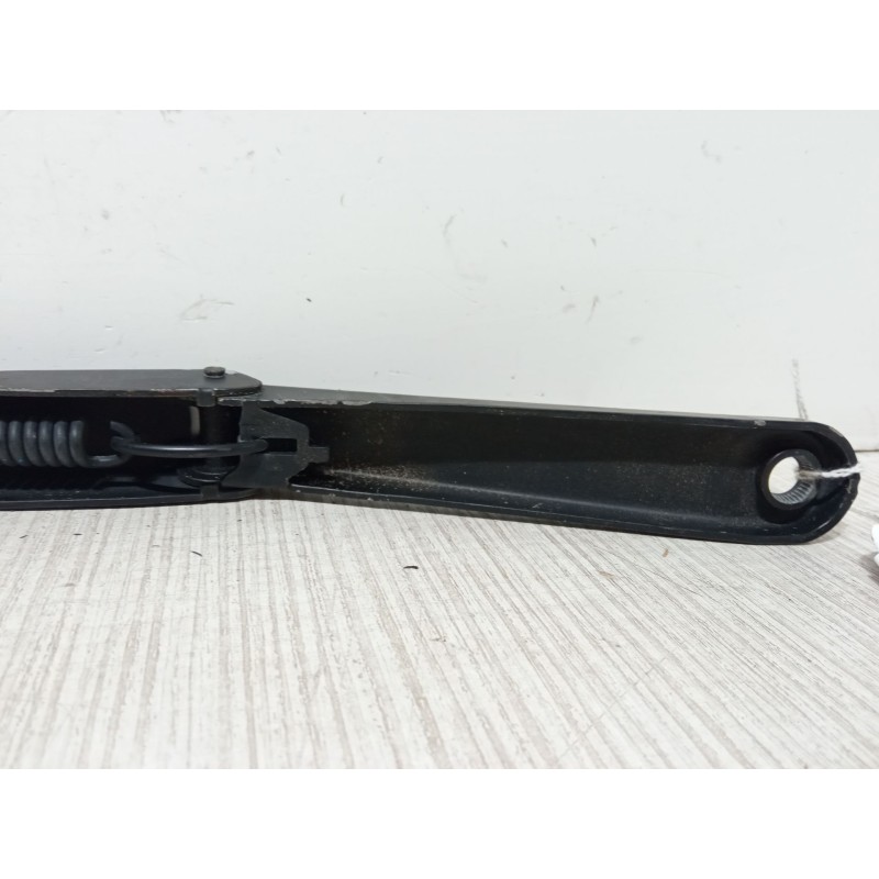 Recambio de brazo limpia delantero izquierdo para ford focus ii (da_, hcp, dp) 1.6 tdci referencia OEM IAM 4M5117526AD  