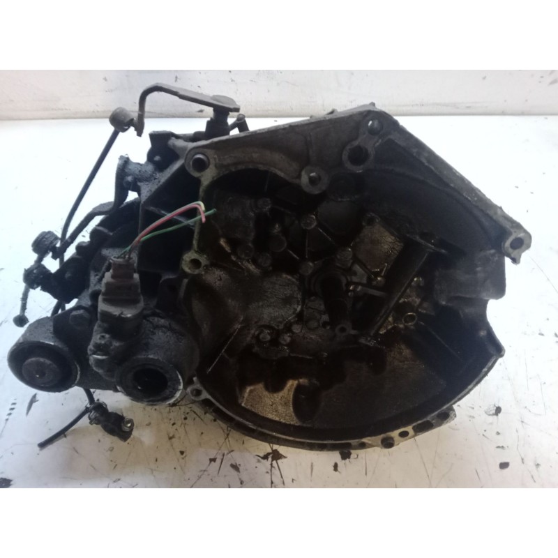 Recambio de caja de cambios manual 5 velocidades para citroën saxo (s0, s1) 1.4 vts referencia OEM IAM    Recambio de caja de cambios manual 5 velocidades para citroën saxo (s0, s1) 1.4 vts referencia OEM IAM