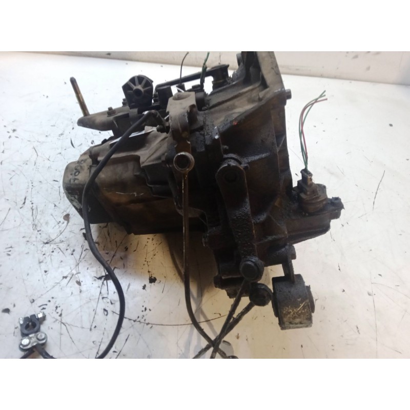 Recambio de caja de cambios manual 5 velocidades para citroën saxo (s0, s1) 1.4 vts referencia OEM IAM    Recambio de caja de cambios manual 5 velocidades para citroën saxo (s0, s1) 1.4 vts referencia OEM IAM