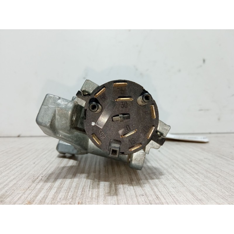 Recambio de clausor para audi a4 b5 (8d2) 1.8 referencia OEM IAM 4D0905851E  