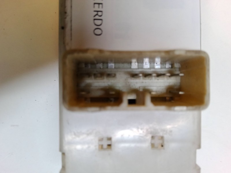 Recambio de mando elevalunas delantero izquierdo para hyundai accent ii (lc) 1.5 crdi referencia OEM IAM   