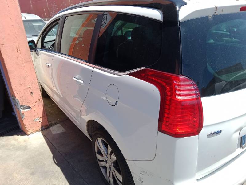 PEUGEOT 5008 (0U_, 0E_)
