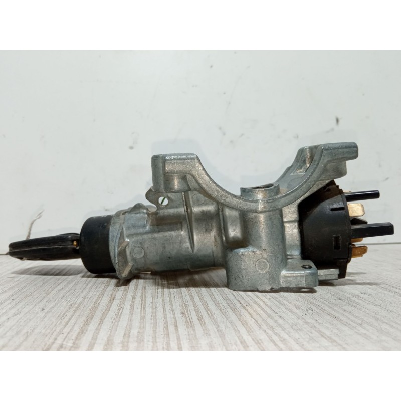Recambio de clausor para audi a4 b5 (8d2) 1.8 referencia OEM IAM 4D0905851E  