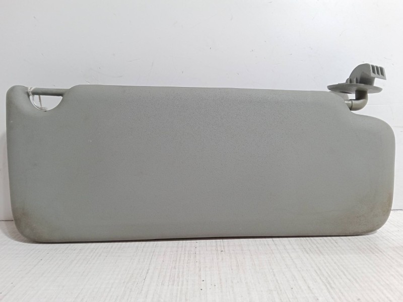 Recambio de parasol izquierdo para renault clio ii (bb_, cb_) 1.5 dci (b/cb07) referencia OEM IAM   