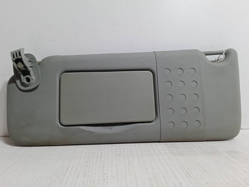 Recambio de parasol izquierdo para renault clio ii (bb_, cb_) 1.5 dci (b/cb07) referencia OEM IAM   