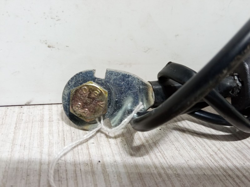 Recambio de anclaje cinturon delantero izquierdo para alfa romeo 147 (937_) 1.9 jtd (937.axd1a, 937.bxd1a) referencia OEM IAM 10