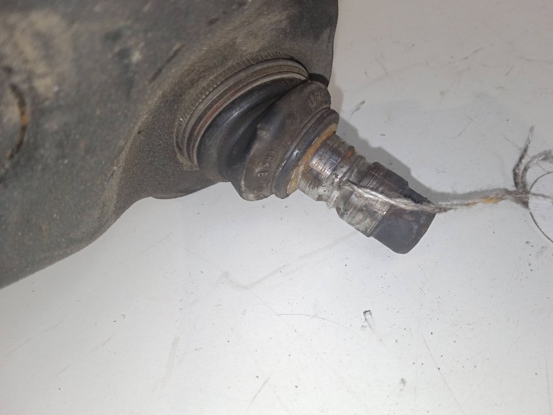 Recambio de brazo suspension inferior delantero derecho para fiat panda (312_, 319_) 1.3 d multijet 4x4 (312pxu1a) referencia OE