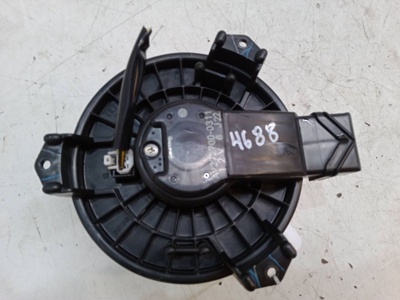 Recambio de motor calefaccion para suzuki sx4 (ey, gy) 1.9 ddis 4x4 (rw 419d) referencia OEM IAM AV2727000311  