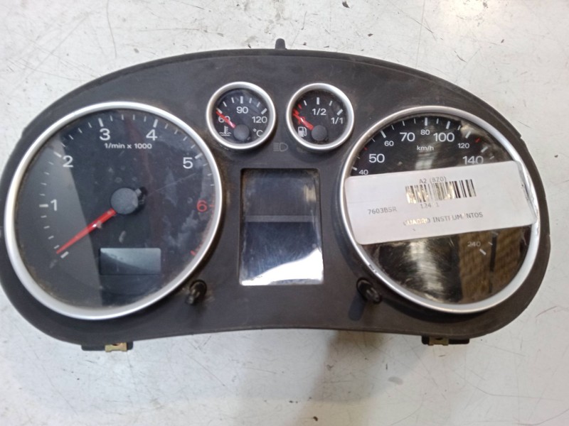 Recambio de cuadro instrumentos para audi a2 (8z0) 1.4 referencia OEM IAM 110080150004  