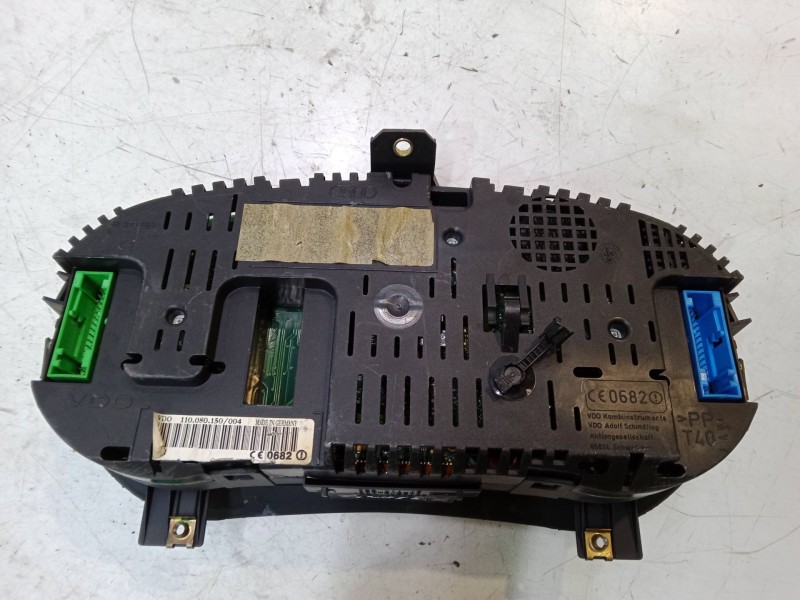 Recambio de cuadro instrumentos para audi a2 (8z0) 1.4 referencia OEM IAM 110080150004  