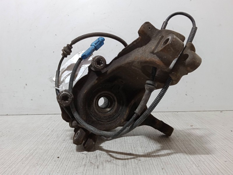 Recambio de mangueta delantera derecha para citroën c3 i (fc_, fn_) 1.4 i referencia OEM IAM   