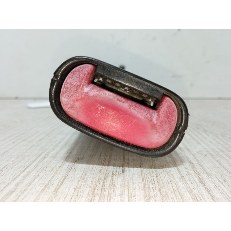 Recambio de anclaje cinturon delantero izquierdo para alfa romeo 147 (937_) 1.9 jtd (937.axd1a, 937.bxd1a) referencia OEM IAM 10