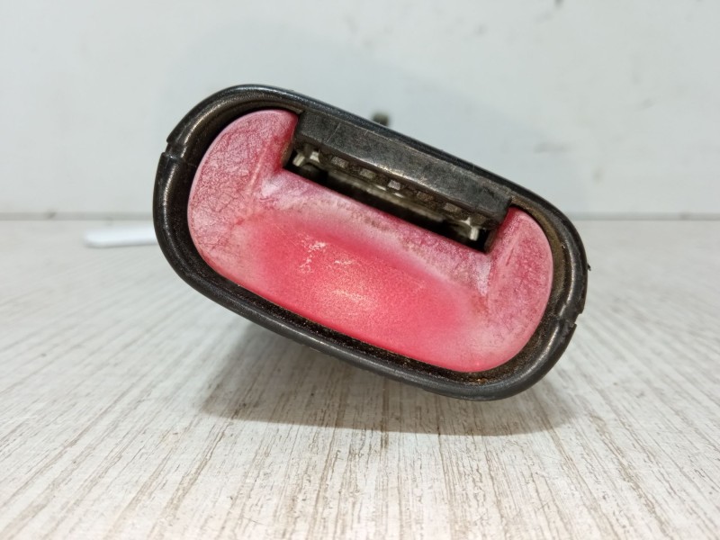 Recambio de anclaje cinturon delantero izquierdo para alfa romeo 147 (937_) 1.9 jtd (937.axd1a, 937.bxd1a) referencia OEM IAM 10