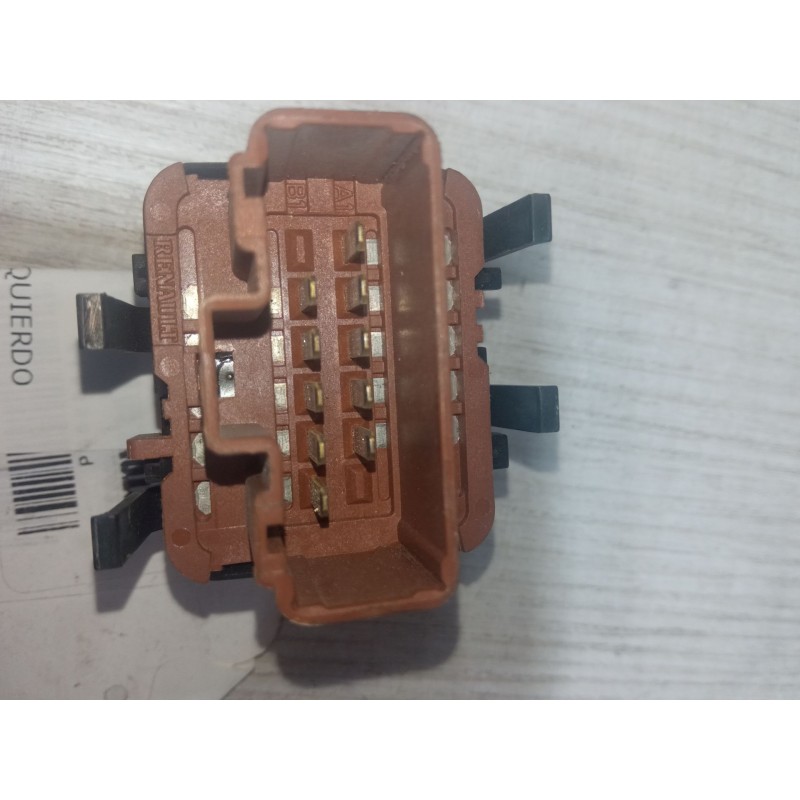 Recambio de mando elevalunas delantero izquierdo para renault clio iii (br0/1, cr0/1) 1.5 dci (c/br0g, c/br1g) referencia OEM IA