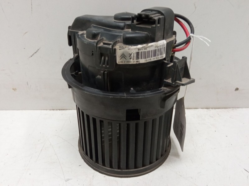 Recambio de motor calefaccion para peugeot 208 i (ca_, cc_) 1.2 vti 82 referencia OEM IAM T1013140A  