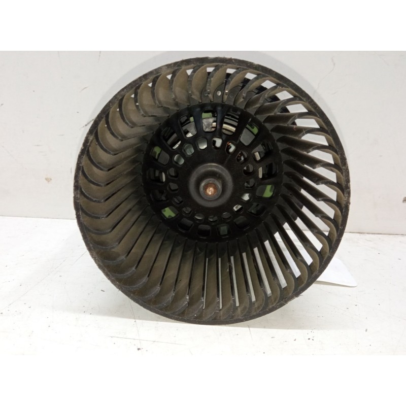 Recambio de motor calefaccion para peugeot 208 i (ca_, cc_) 1.2 vti 82 referencia OEM IAM T1013140A  