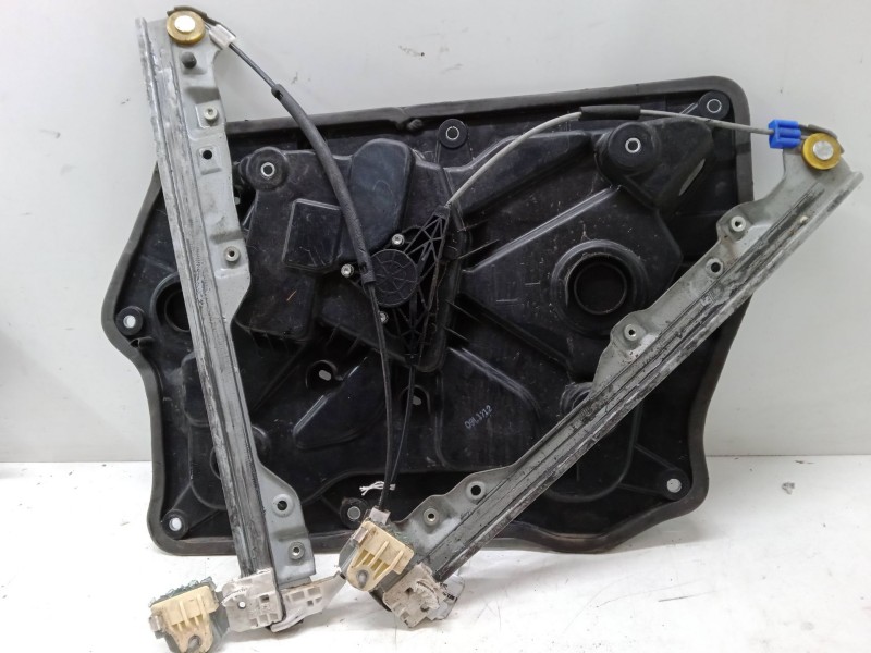 Recambio de elevalunas electrico delantero izquierdo para renault koleos i (hy_) 2.0 dci (hy0k) referencia OEM IAM   