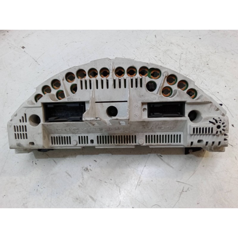 Recambio de cuadro instrumentos para mercedes-benz clase a (w168) a 160 (168.033, 168.133) referencia OEM IAM A1685404011K9  090