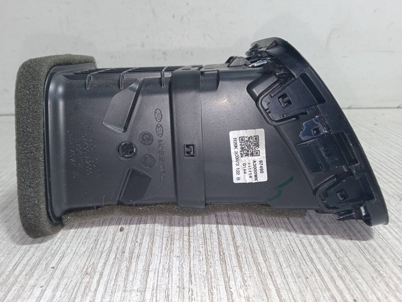 Recambio de aireador derecho para kia cee´d (jd) 1.6 gt referencia OEM IAM   