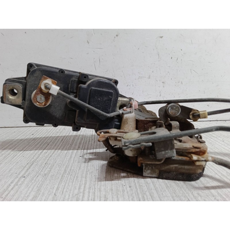 Recambio de cerradura puerta delantera izquierda para hyundai lantra ii station wagon (j-2) 1.9 d referencia OEM IAM   