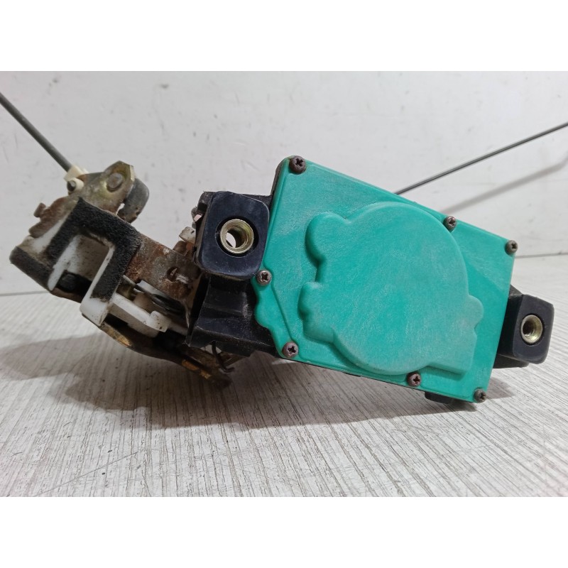 Recambio de cerradura puerta delantera izquierda para hyundai lantra ii station wagon (j-2) 1.9 d referencia OEM IAM   