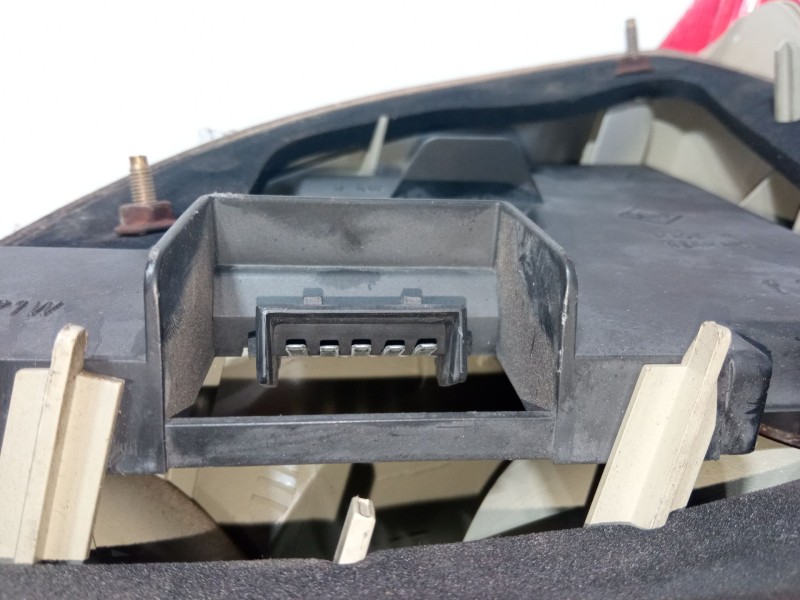 Recambio de piloto trasero izquierdo para ford fiesta iv (ja_, jb_) 1.25 i 16v referencia OEM IAM 96FG13N004BA  