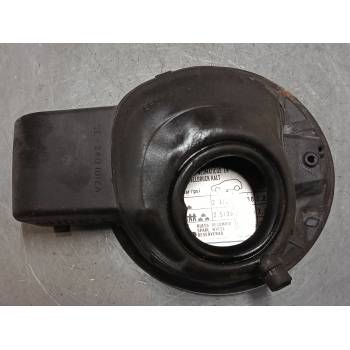 TAPA EXTERIOR COMBUSTIBLE 