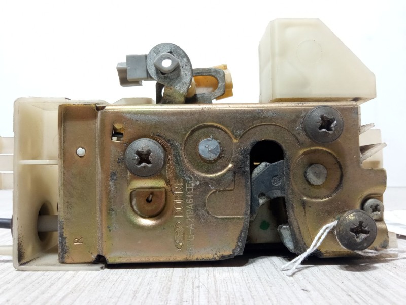 Recambio de cerradura puerta delantera derecha para ford fiesta iv (ja_, jb_) 1.25 i 16v referencia OEM IAM 96FG-A219A64CE  