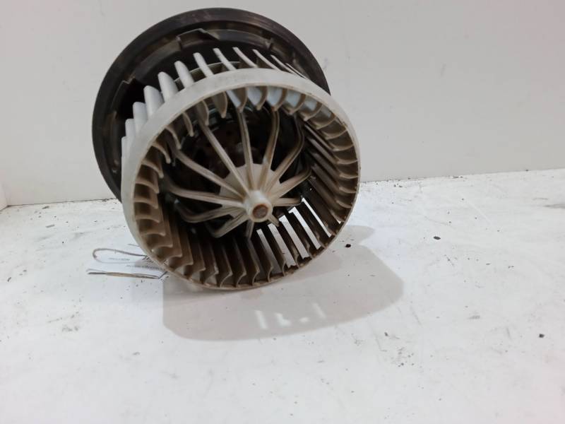 MOTOR CALEFACCION 