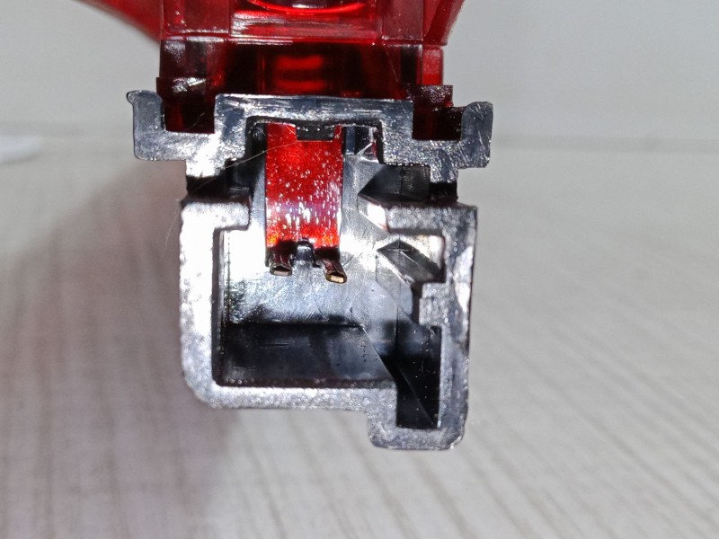 Recambio de luz central de freno para ford focus ii (da_, hcp, dp) 1.6 tdci referencia OEM IAM    Recambio de luz central de freno para ford focus ii (da_, hcp, dp) 1.6 tdci referencia OEM IAM