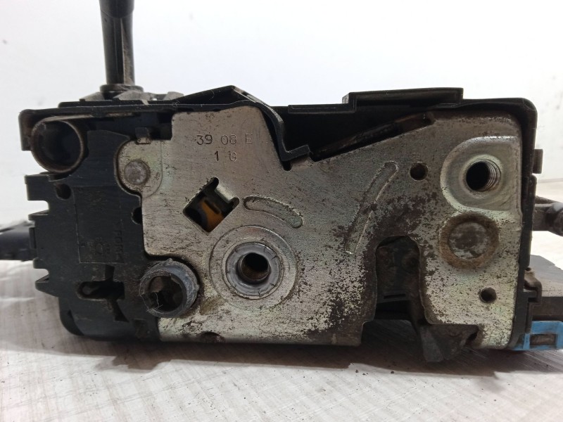 Recambio de cerradura puerta trasera izquierda para peugeot 207 sw (wk_) 1.6 hdi referencia OEM IAM   