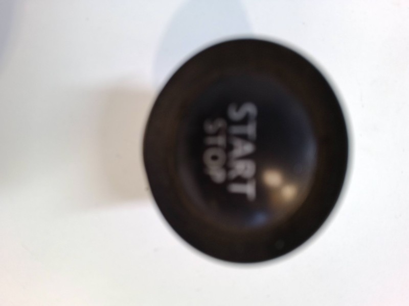 Recambio de boton start/stop para renault megane ii coupé-cabriolet (em0/1_) 1.6 16v referencia OEM IAM   