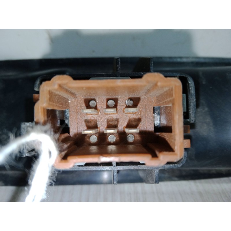 Recambio de mando elevalunas delantero derecho para renault espace iv (jk0/1_) 1.9 dci (jk0u, jk0g) referencia OEM IAM   