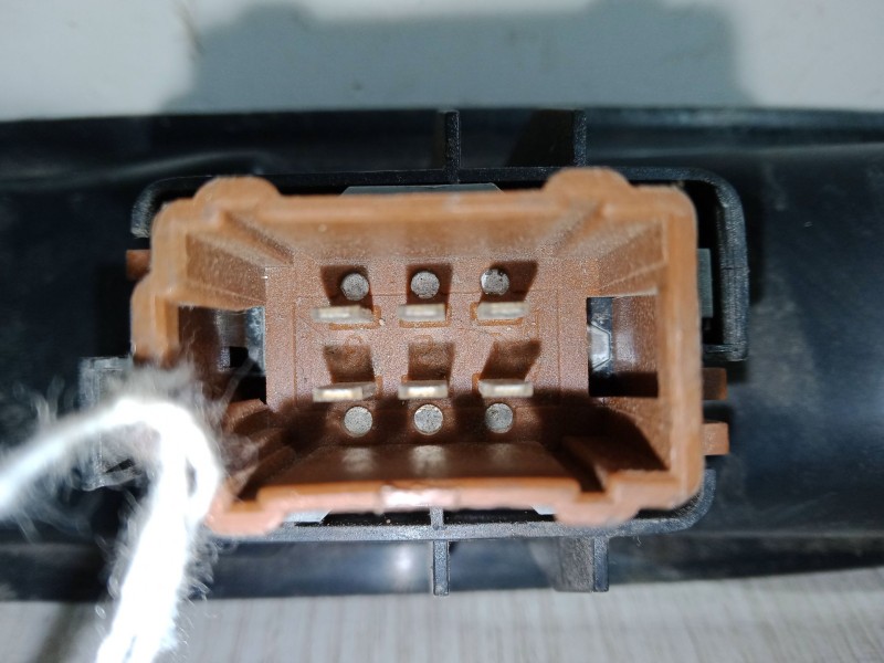 Recambio de mando elevalunas delantero derecho para renault espace iv (jk0/1_) 1.9 dci (jk0u, jk0g) referencia OEM IAM   