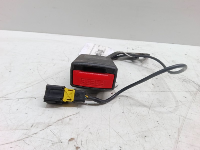 Recambio de anclaje cinturon trasero central para citroën c4 grand picasso i (ua_) 2.0 hdi 150 referencia OEM IAM   