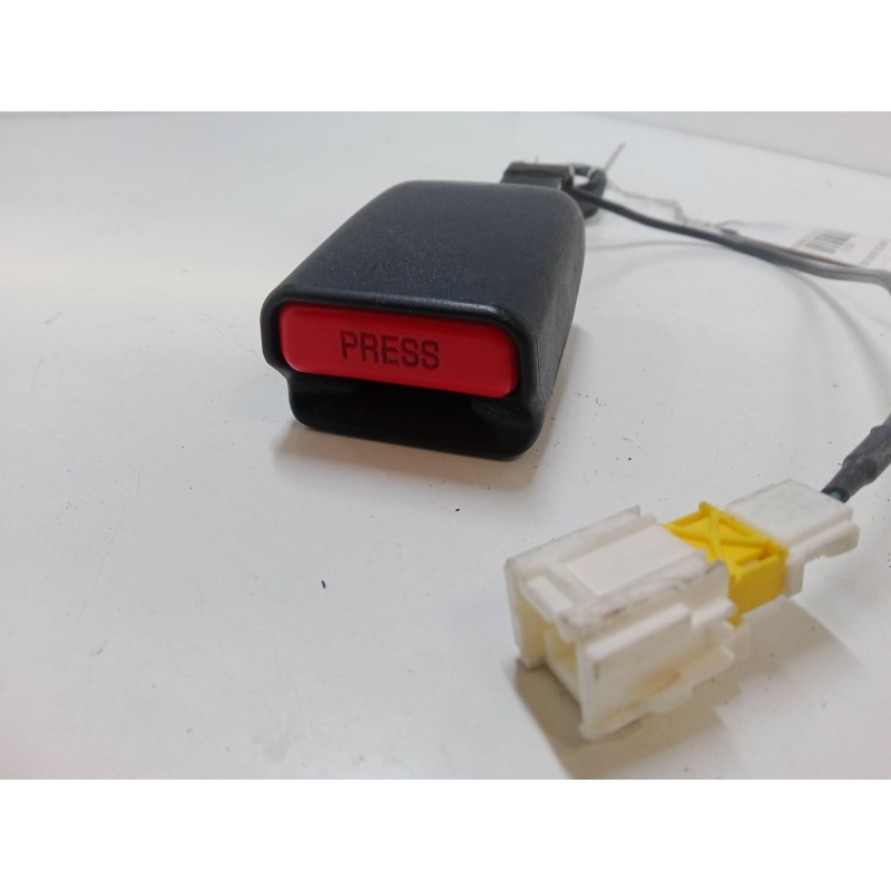 Recambio de anclaje cinturon delantero derecho para citroën c4 grand picasso i (ua_) 2.0 hdi 150 referencia OEM IAM   