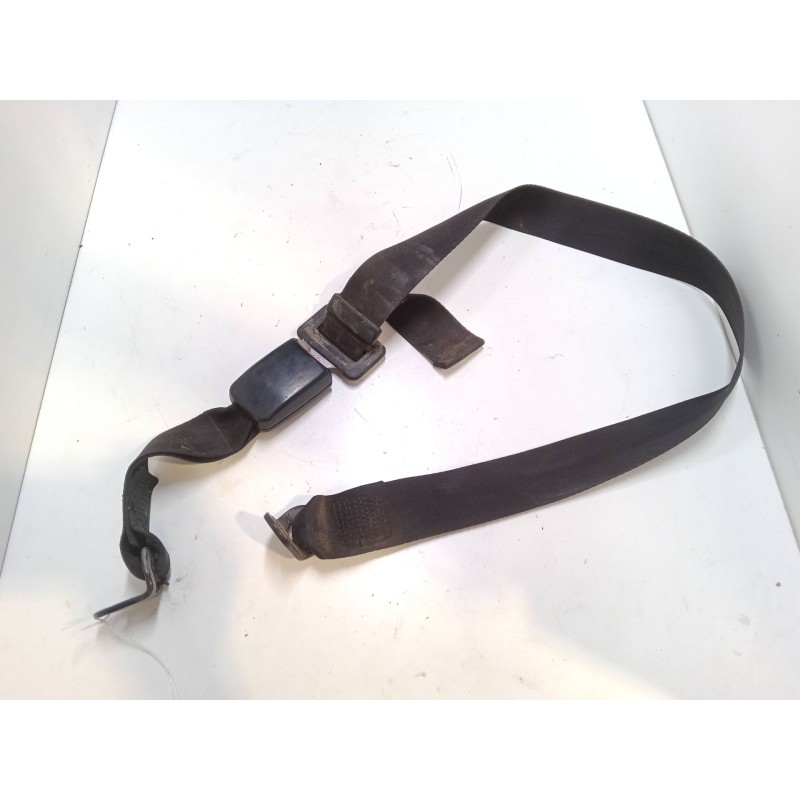Recambio de anclaje cinturon delantero central para nissan cabstar e (tl_, vl_) 125.35, 125.45 (tl0, vl0) referencia OEM IAM   