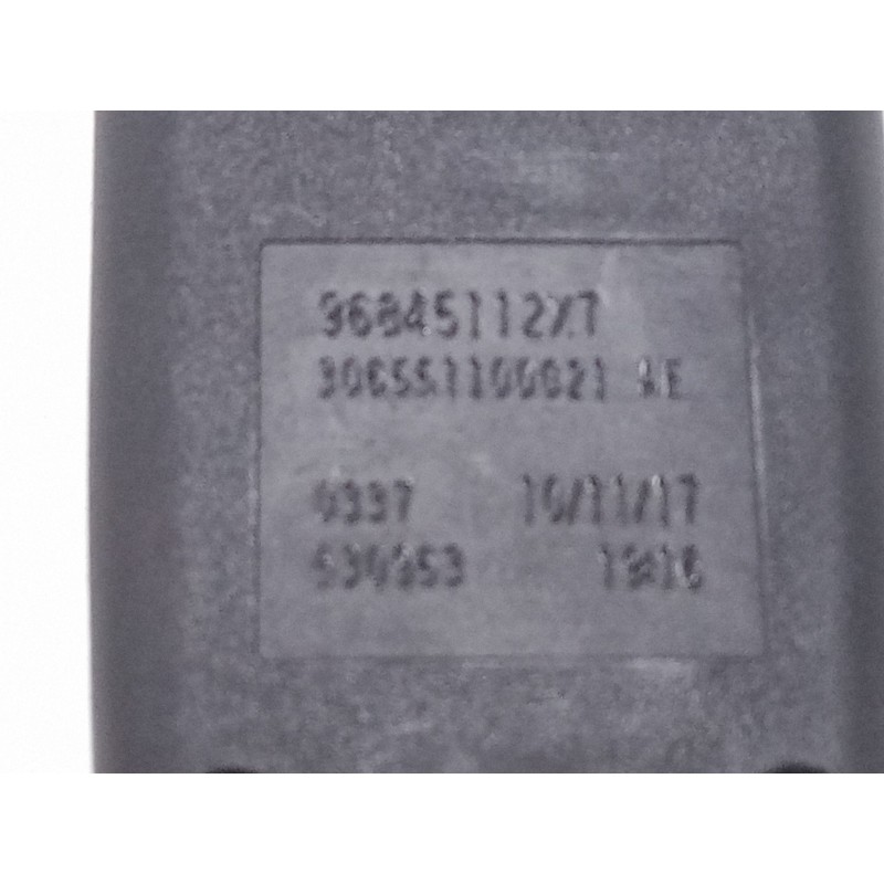 Recambio de anclaje cinturon delantero derecho para citroën c4 grand picasso i (ua_) 2.0 hdi 150 referencia OEM IAM   