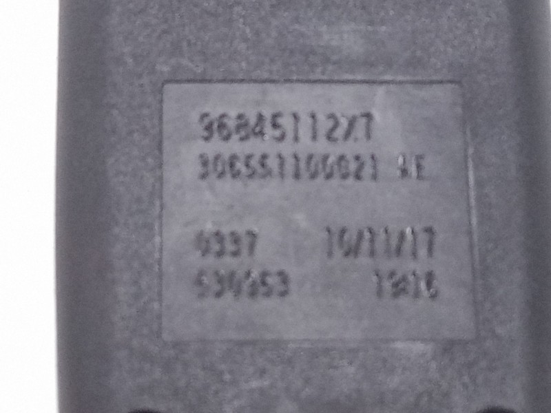 Recambio de anclaje cinturon delantero derecho para citroën c4 grand picasso i (ua_) 2.0 hdi 150 referencia OEM IAM   
