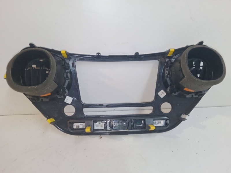 Recambio de consola central superior para hyundai i10 iii (ac3, ai3) 1.0 mpi referencia OEM IAM   