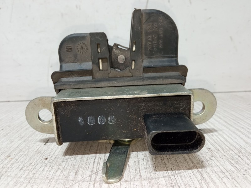 Recambio de cerradura maletero / porton para seat ibiza ii (6k1) 1.0 i referencia OEM IAM   