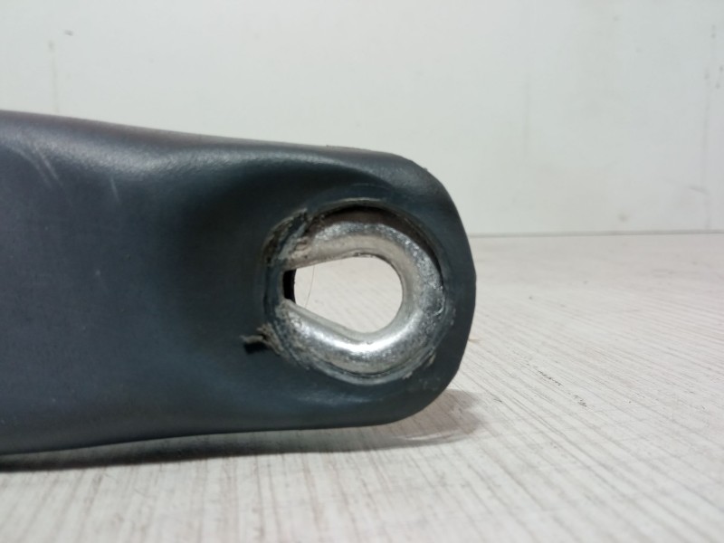 Recambio de anclaje cinturon delantero izquierdo para fiat bravo i (182_) 1.4 (182.ag) referencia OEM IAM C166-8A07 10439181 